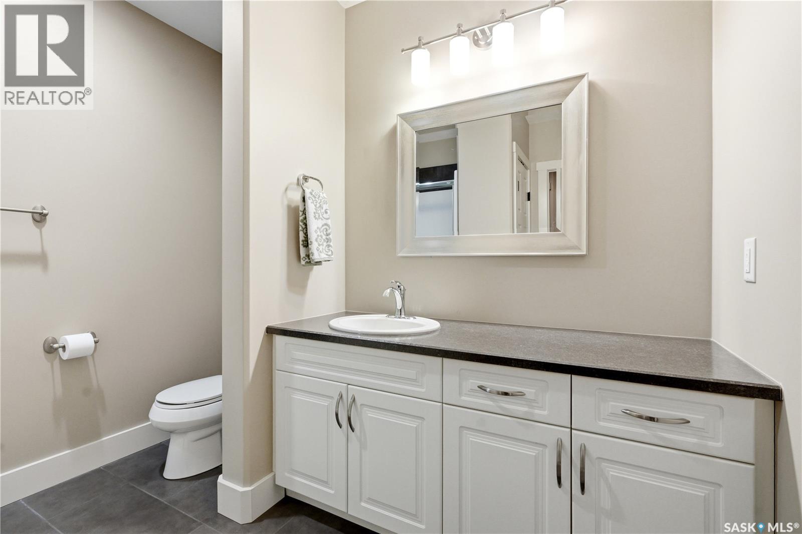 102 Rudy LANE - 58