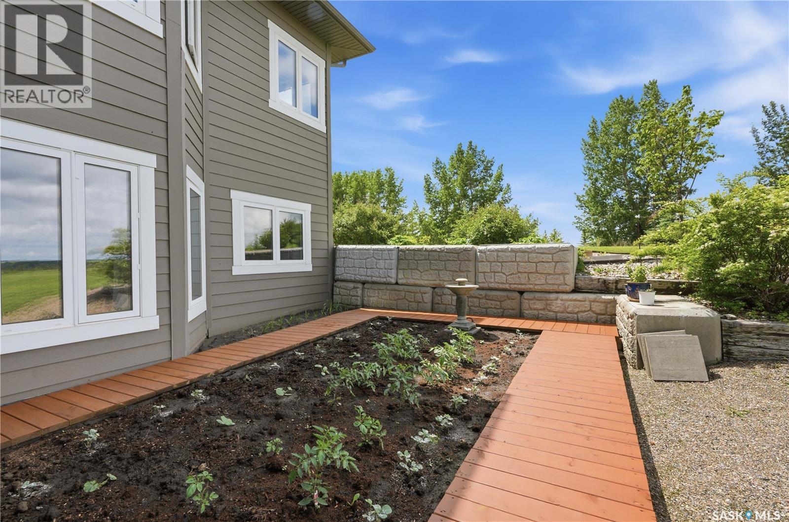 102 Rudy LANE - 63