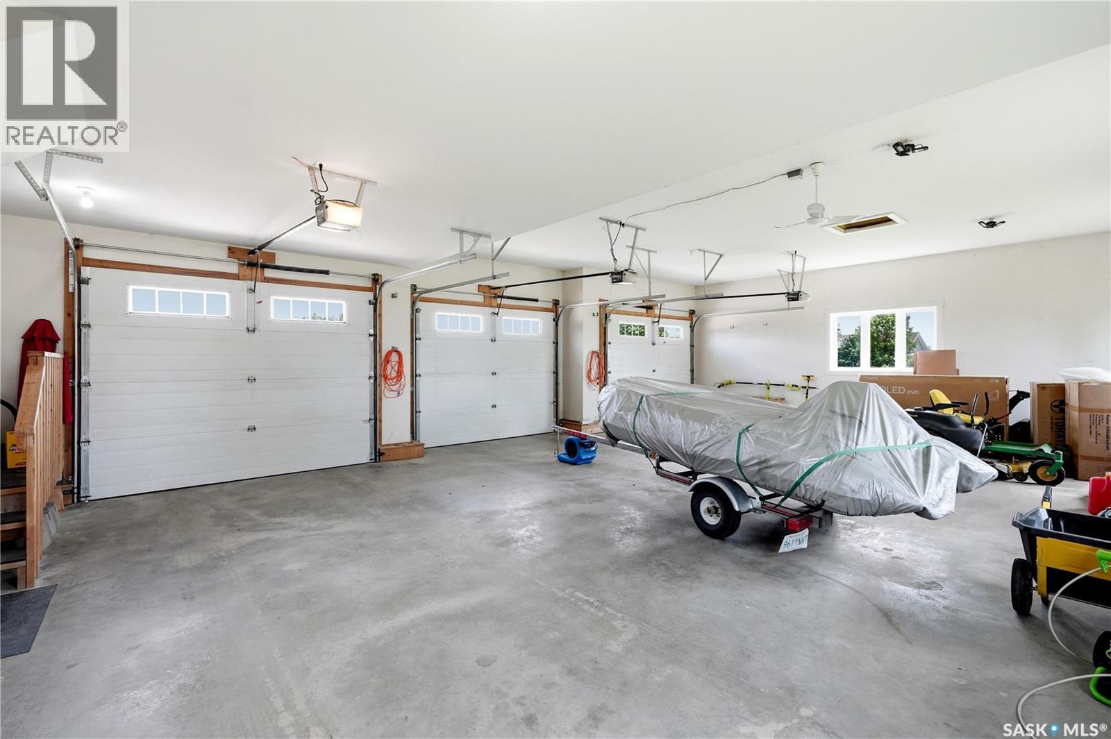 102 Rudy LANE - 65