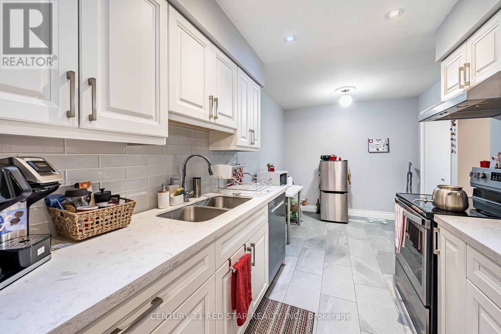 266 SIMONSTON BOULEVARD - 16