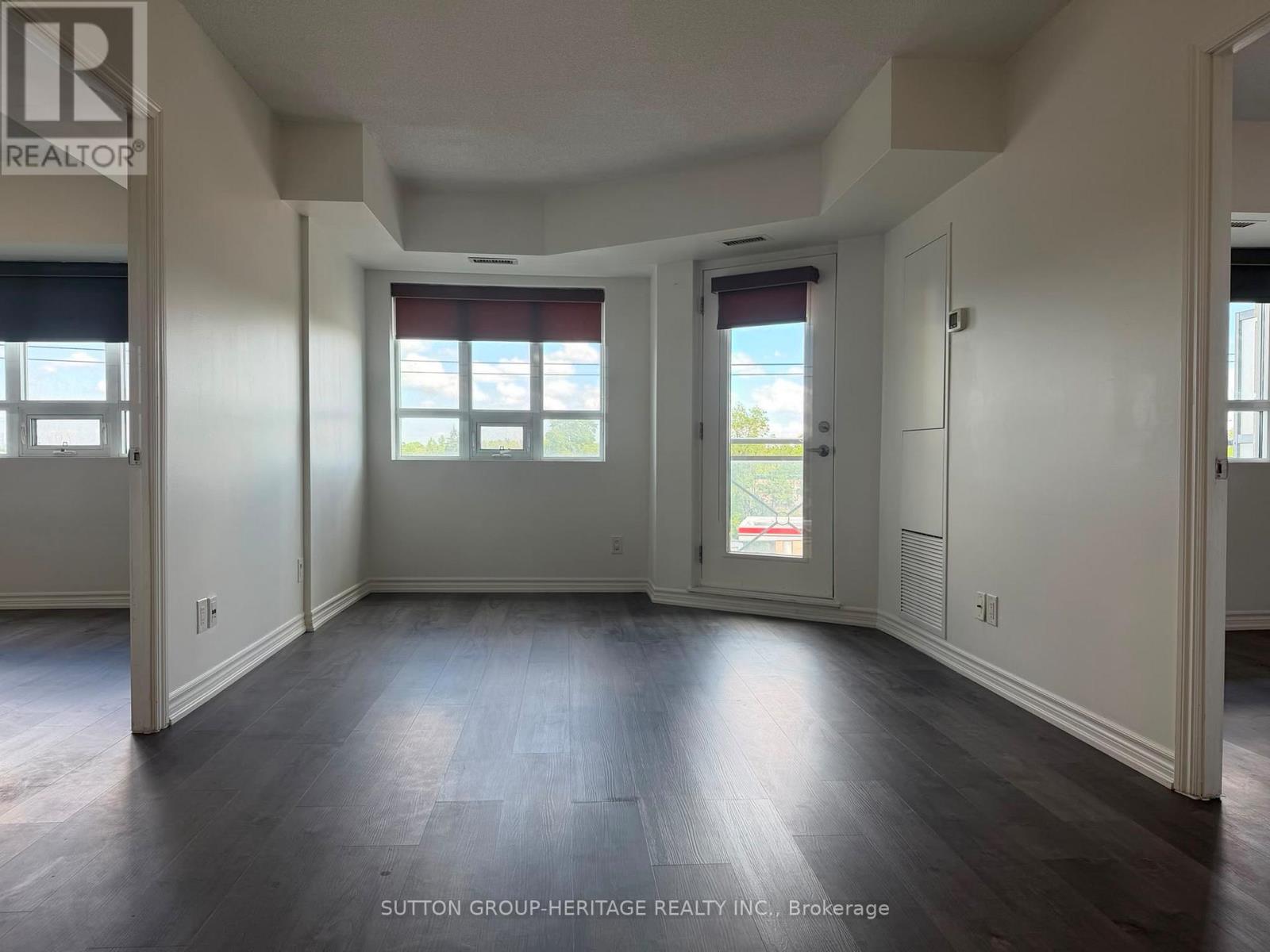 #404 7730 KIPLING AVENUE - 14