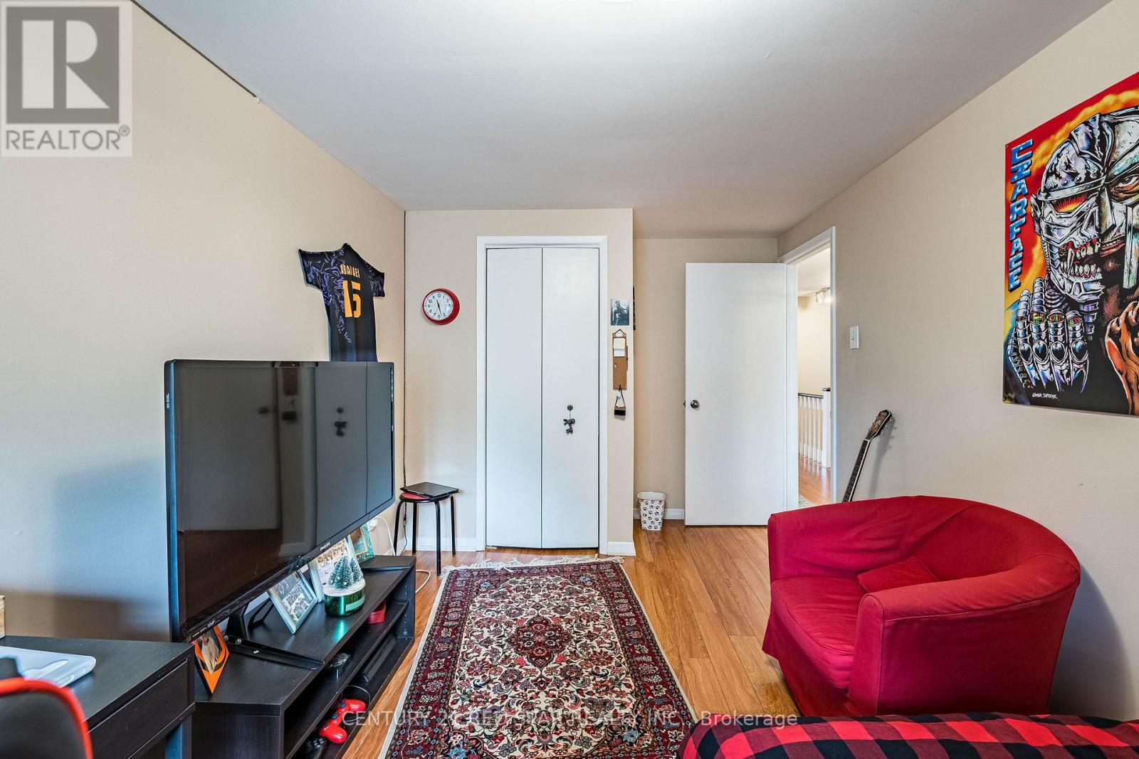 266 SIMONSTON BOULEVARD - 37