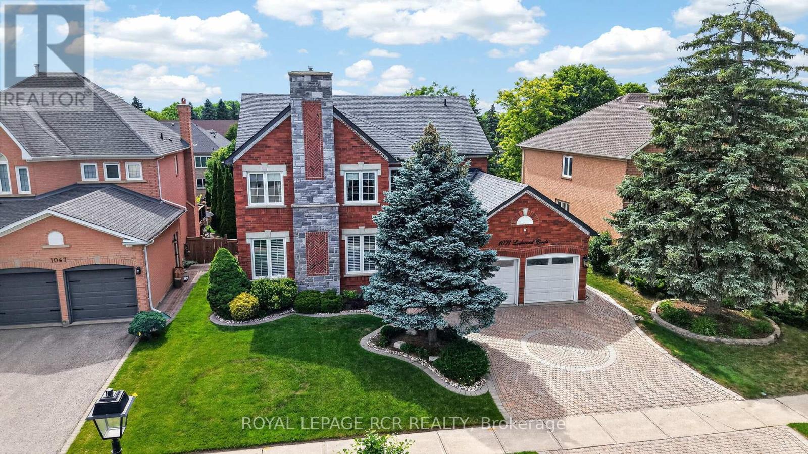 1071 LOCKWOOD CIRCLE - 44