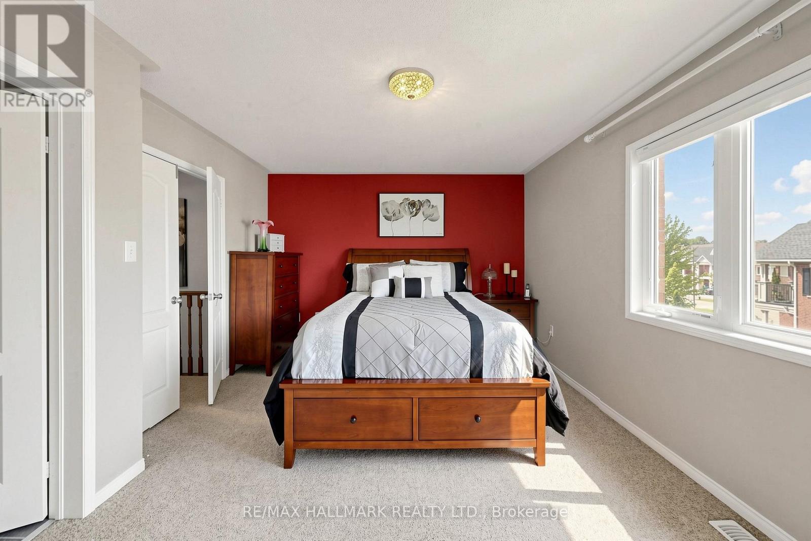5 BEARINGS AVENUE - 20