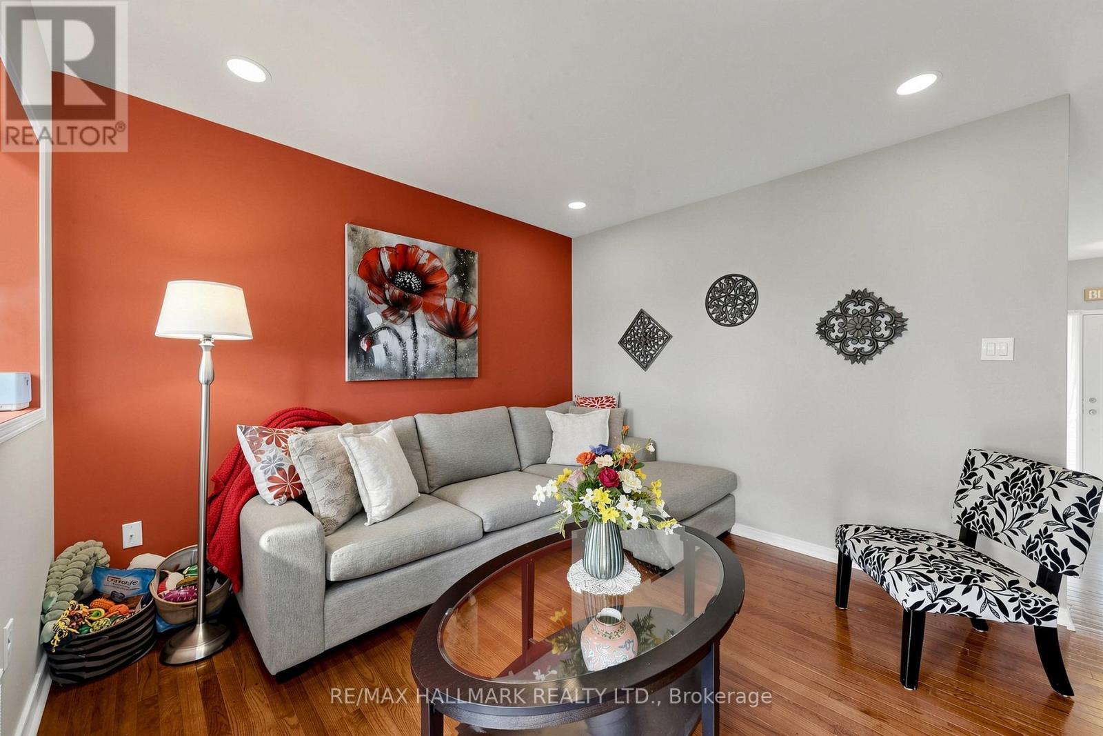 5 BEARINGS AVENUE - 9