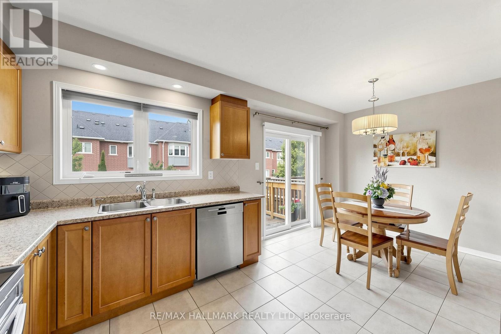 5 BEARINGS AVENUE - 15