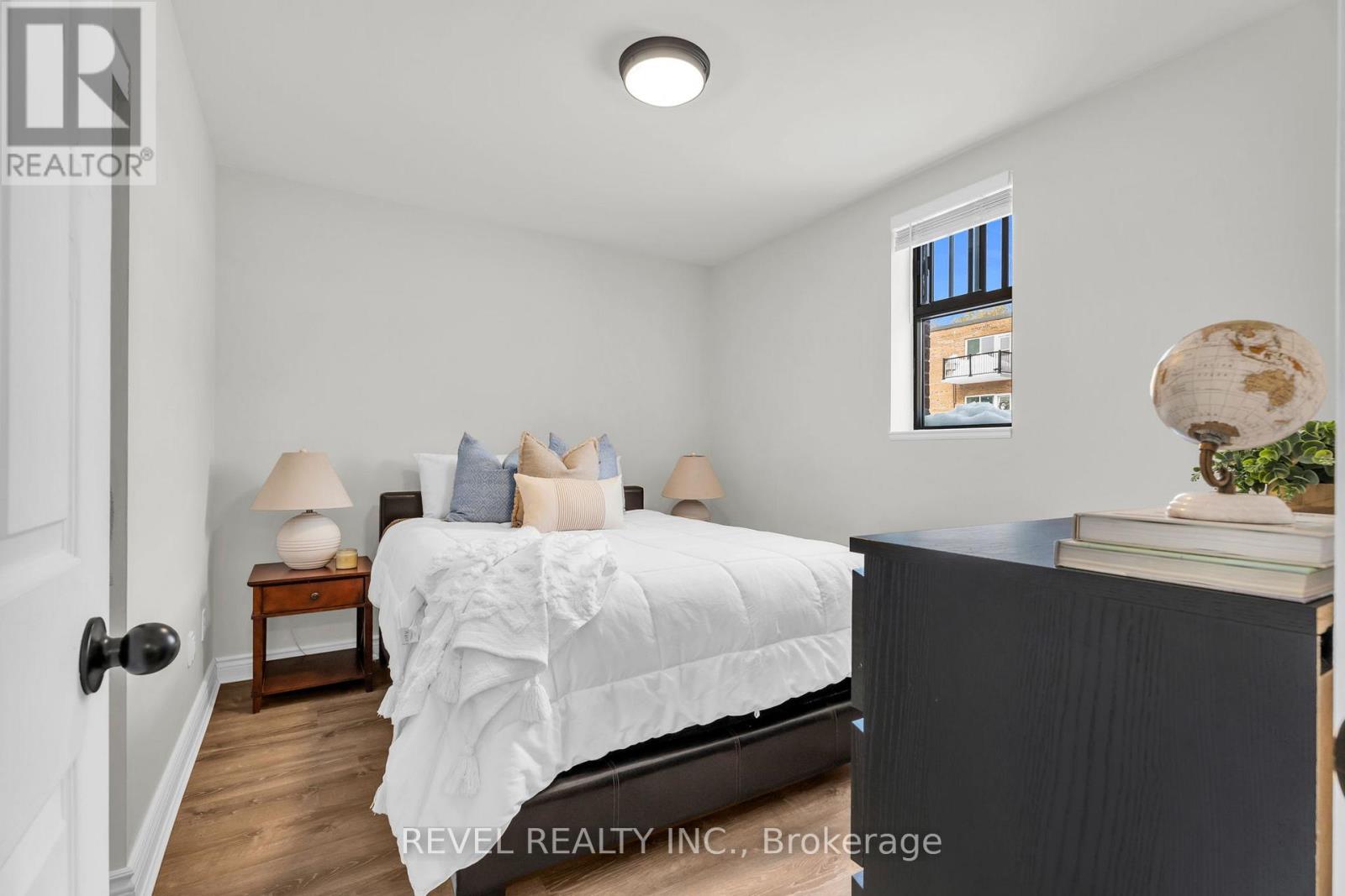 #102 70 FIRST STREET - 19