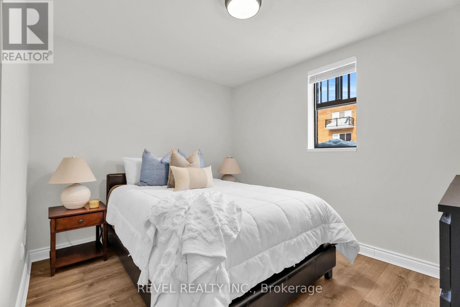 #102 70 FIRST STREET - 20