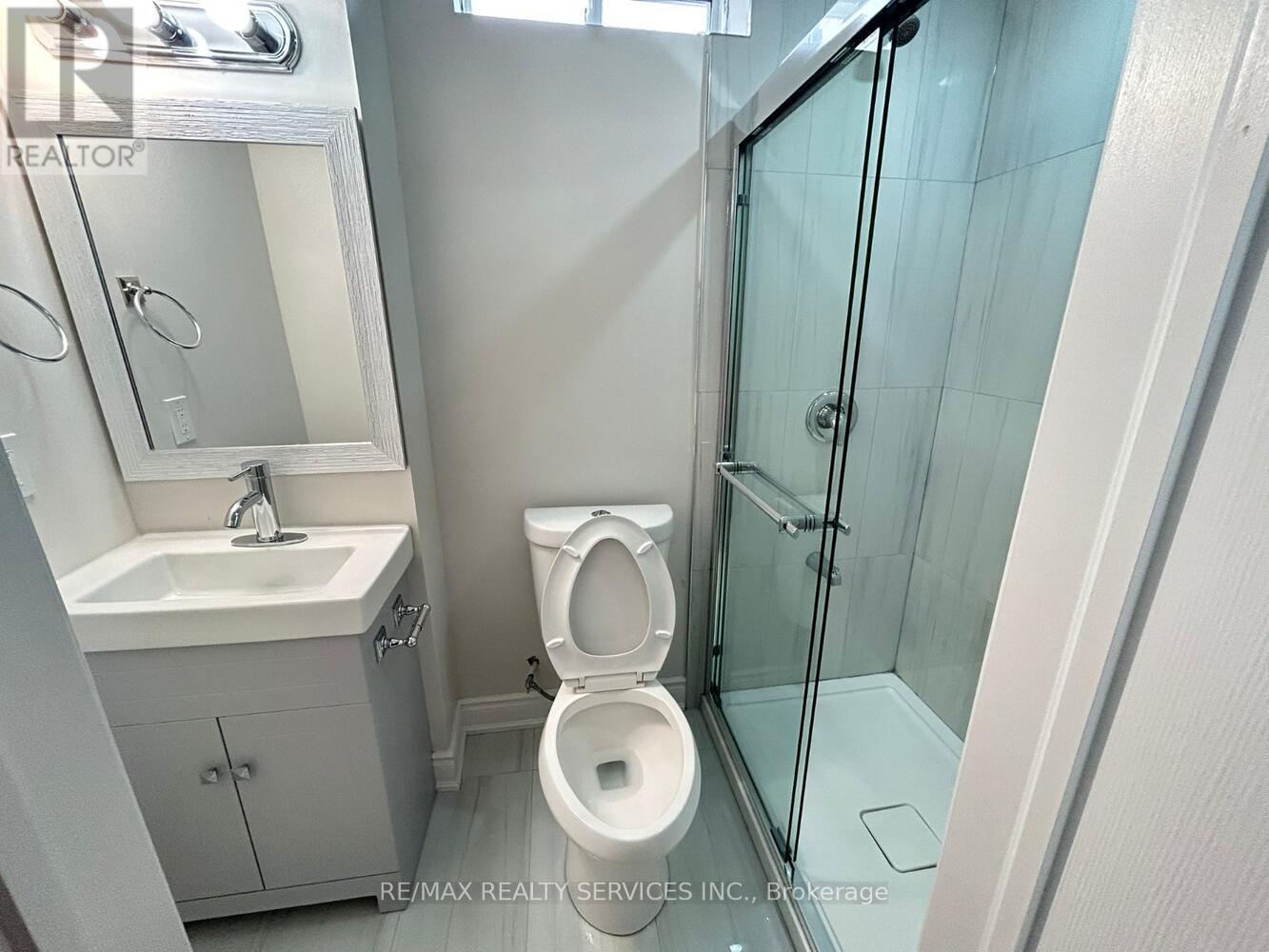 24 BACHELOR STREET - 46