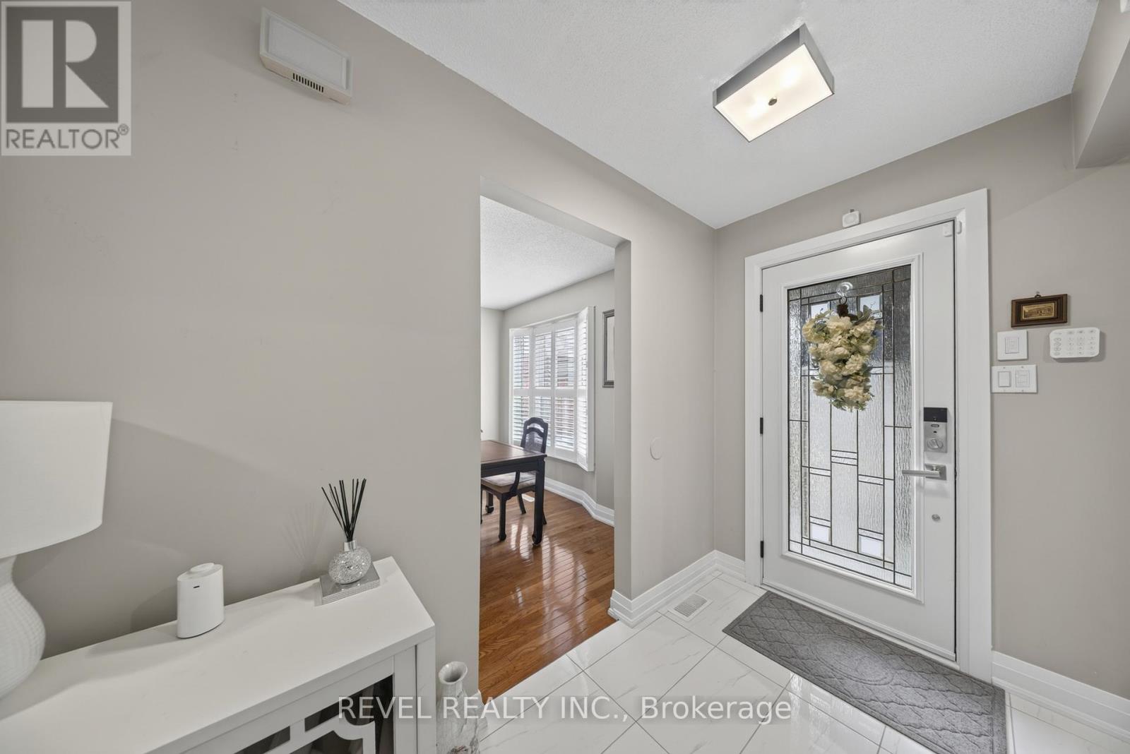 30 HALLEN ROAD - 6