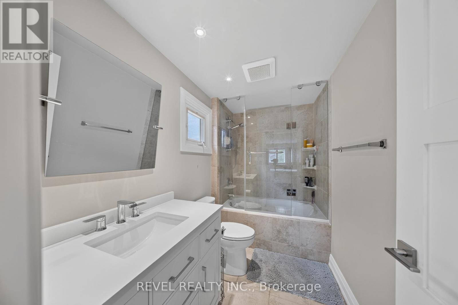 30 HALLEN ROAD - 31