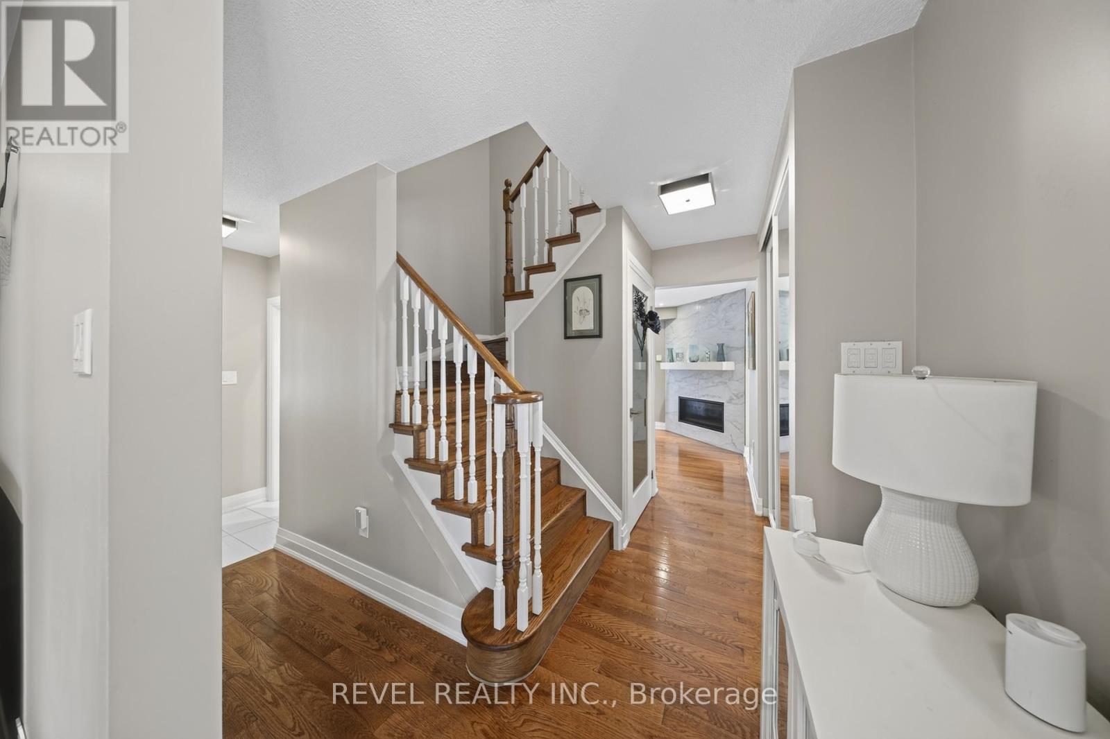 30 HALLEN ROAD - 5