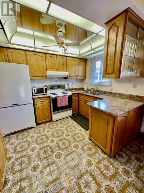 51 SEACLIFFE BOULEVARD - 17