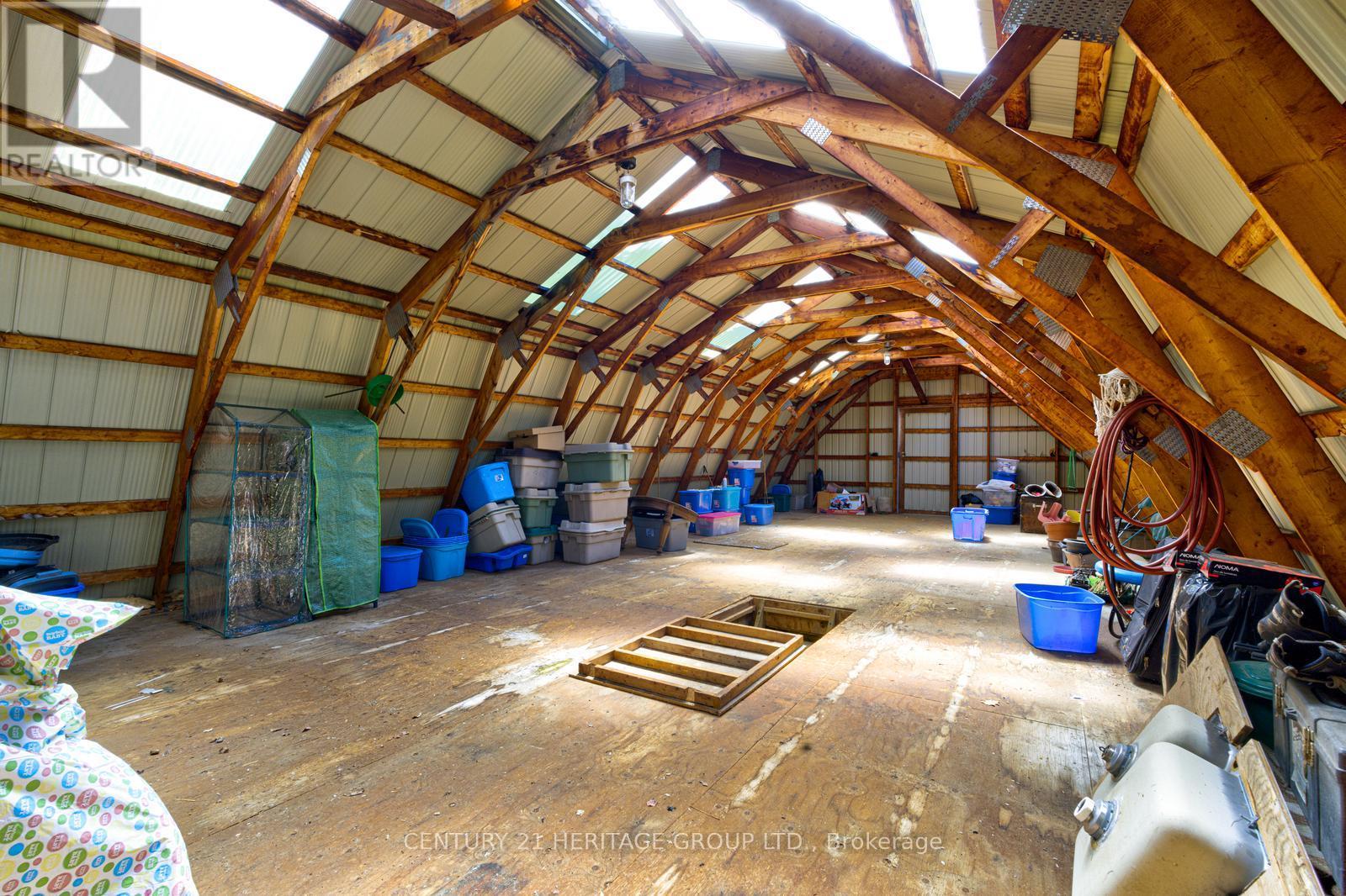 1519 NURSERY ROAD - 40