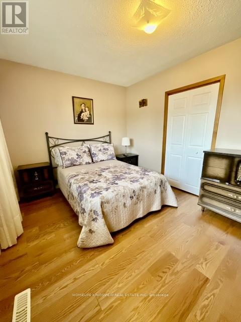 51 SEACLIFFE BOULEVARD - 21