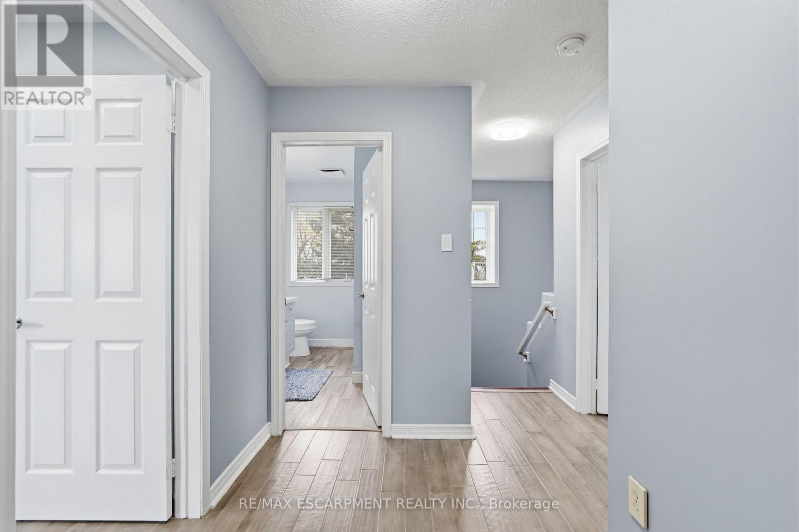 5010 BUNTON CRESCENT - 21