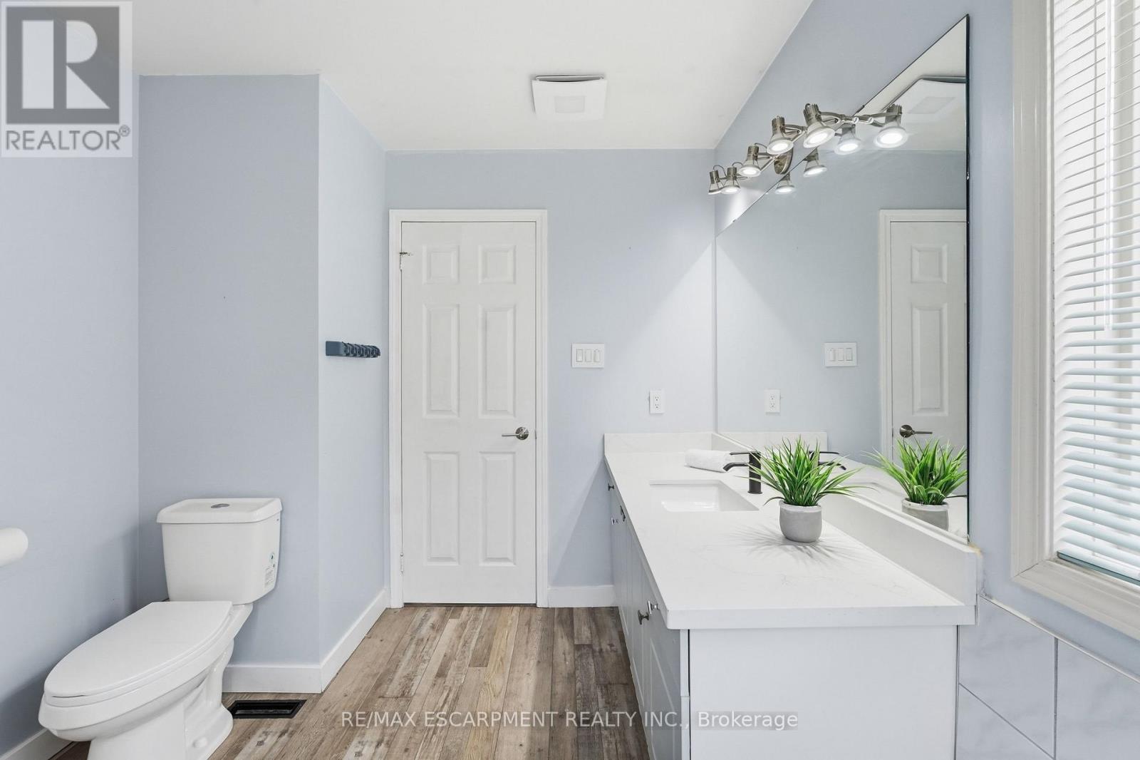 5010 BUNTON CRESCENT - 36