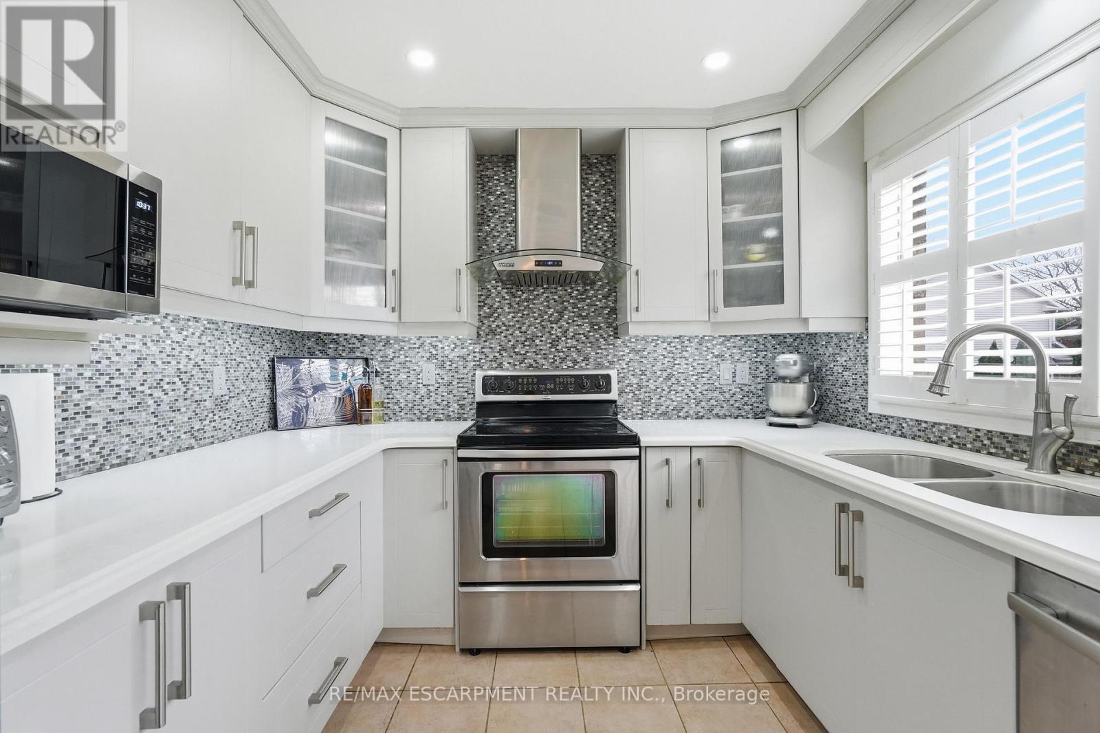 5010 BUNTON CRESCENT - 15