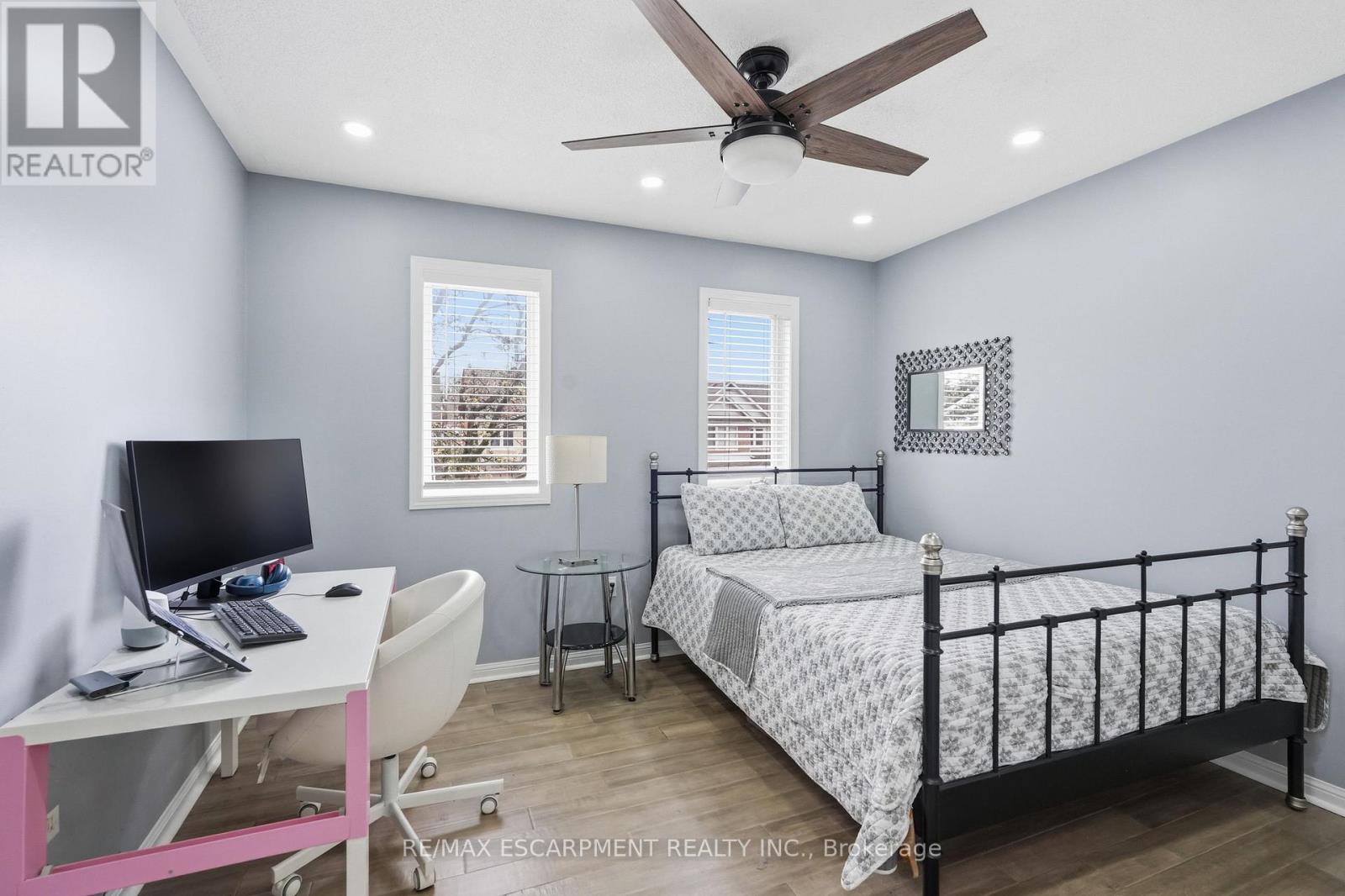 5010 BUNTON CRESCENT - 31