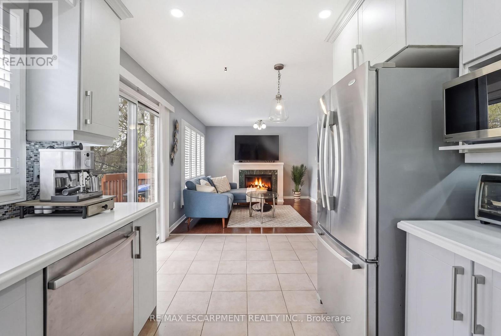 5010 BUNTON CRESCENT - 17