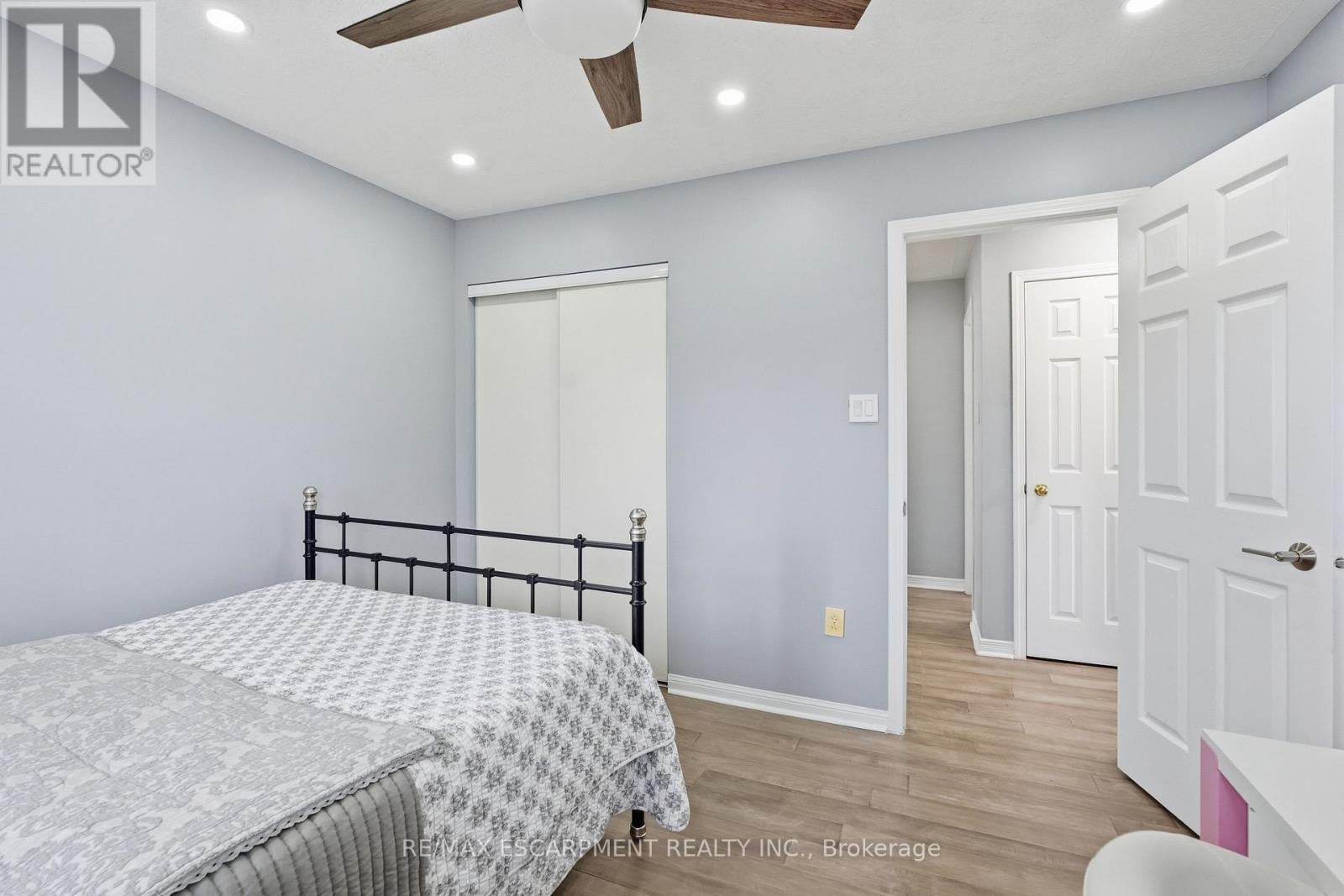 5010 BUNTON CRESCENT - 33