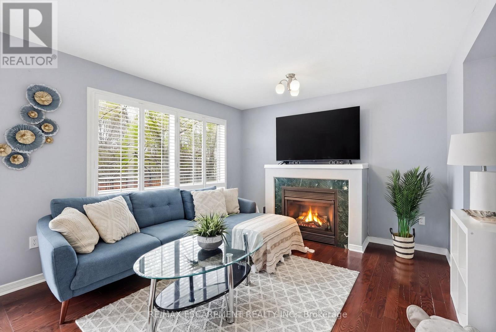 5010 BUNTON CRESCENT - 19