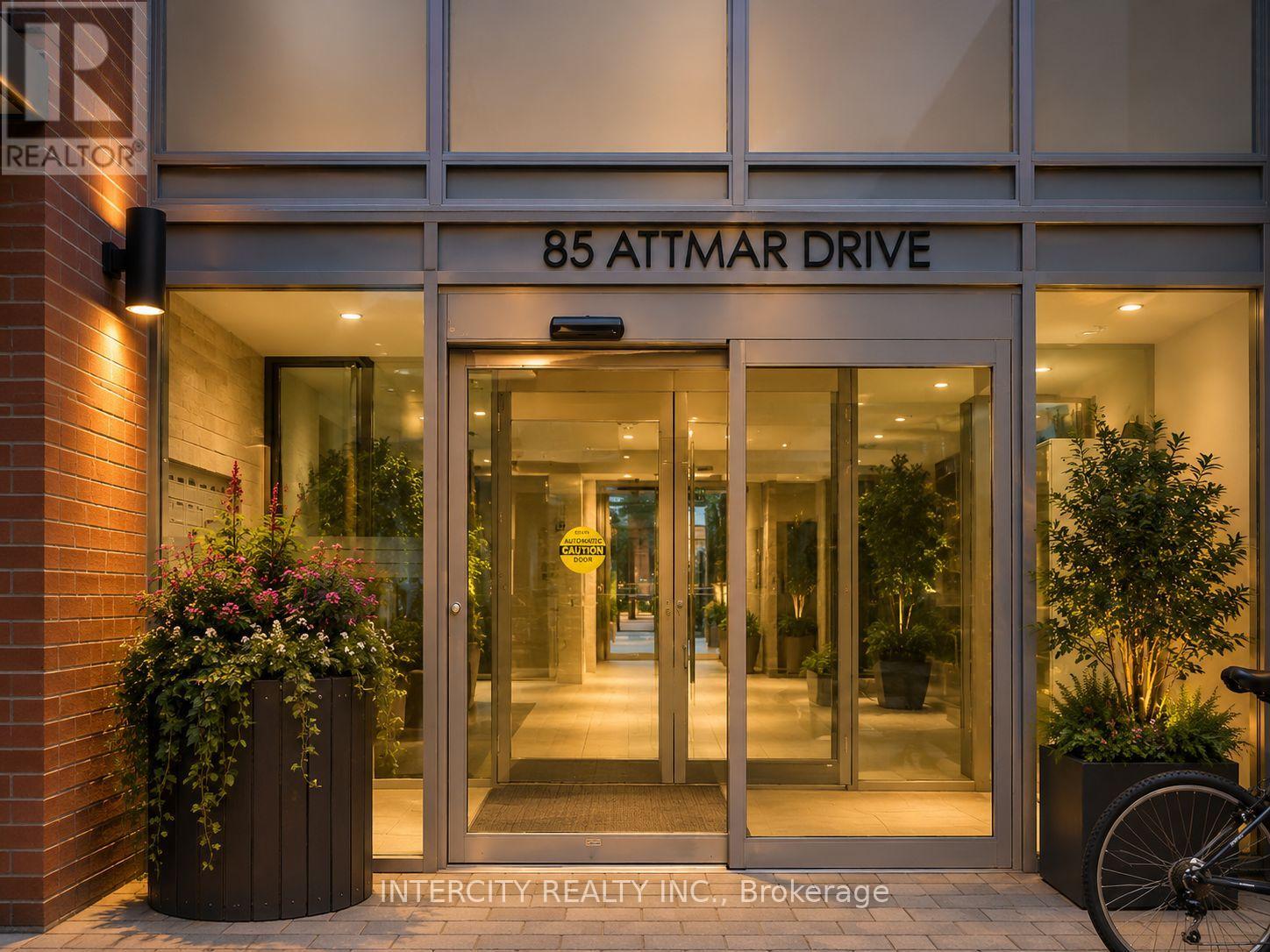 #225 85 ATTMAR DRIVE - 2