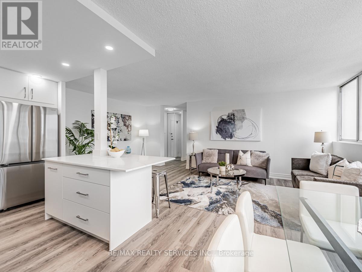 #1108 3590 KANEFF CRESCENT - 22