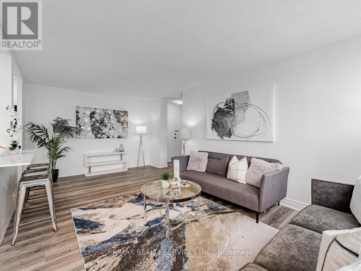 #1108 3590 KANEFF CRESCENT - 16