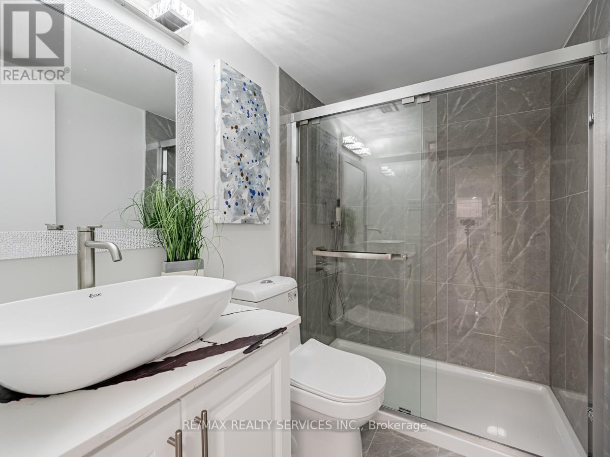 #1108 3590 KANEFF CRESCENT - 24