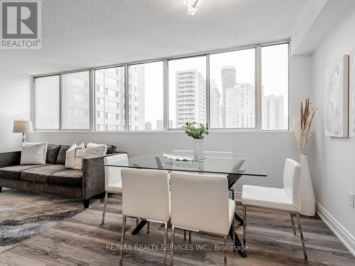 #1108 3590 KANEFF CRESCENT - 12