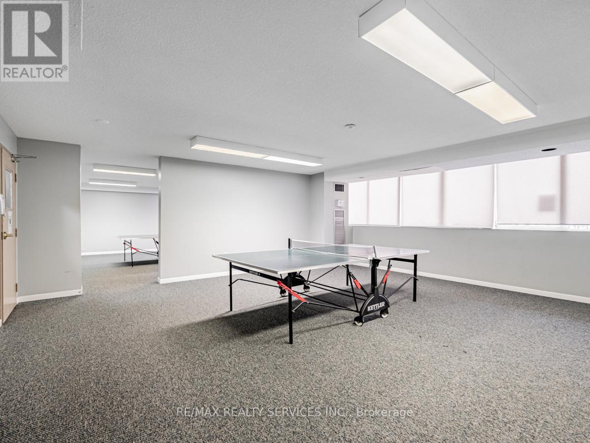 #1108 3590 KANEFF CRESCENT - 35