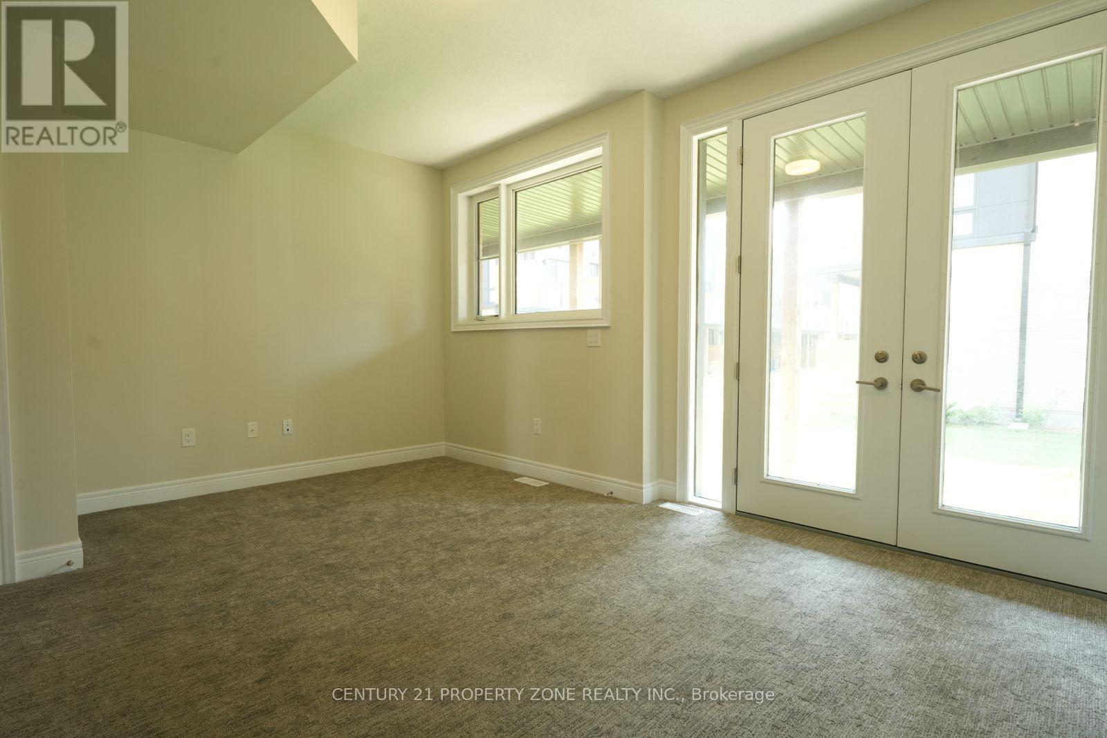 #52 2273 TURNBERRY ROAD - 16