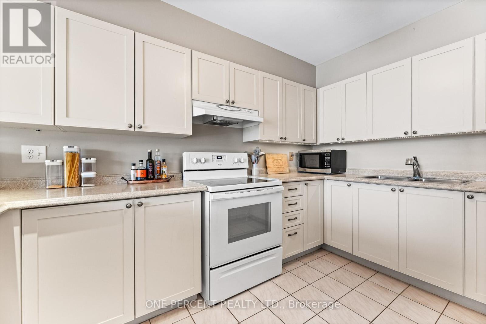 #25 16 FOURTH STREET - 9