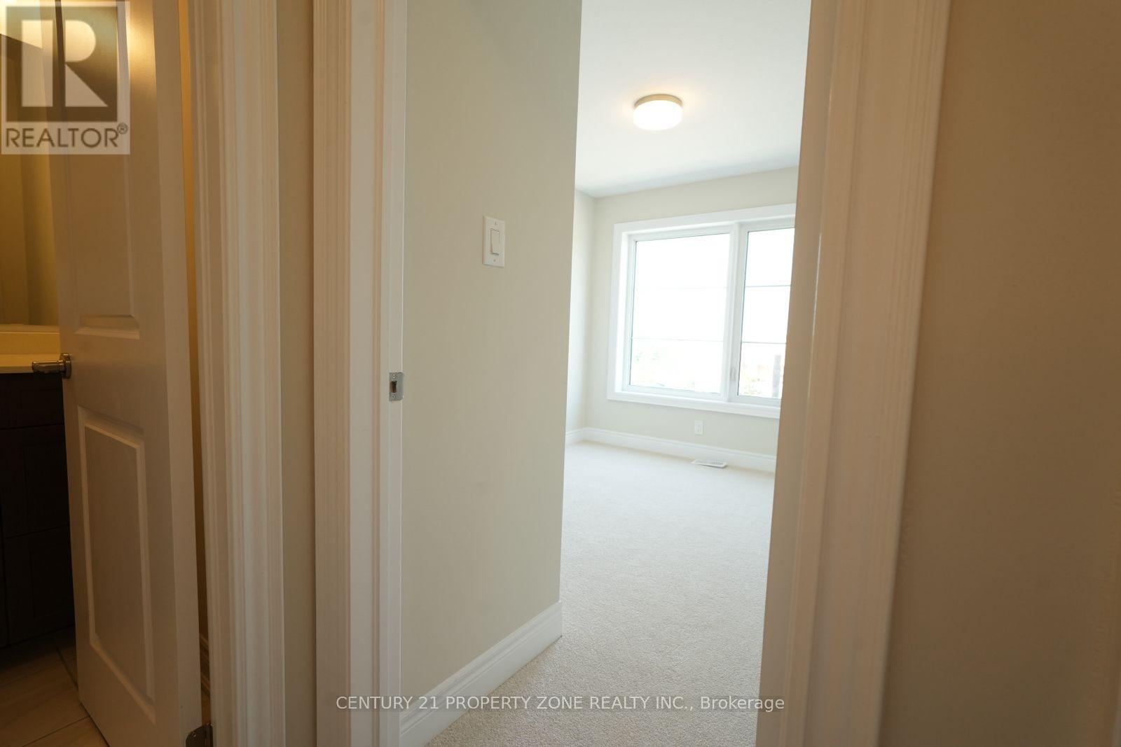 #52 2273 TURNBERRY ROAD - 34