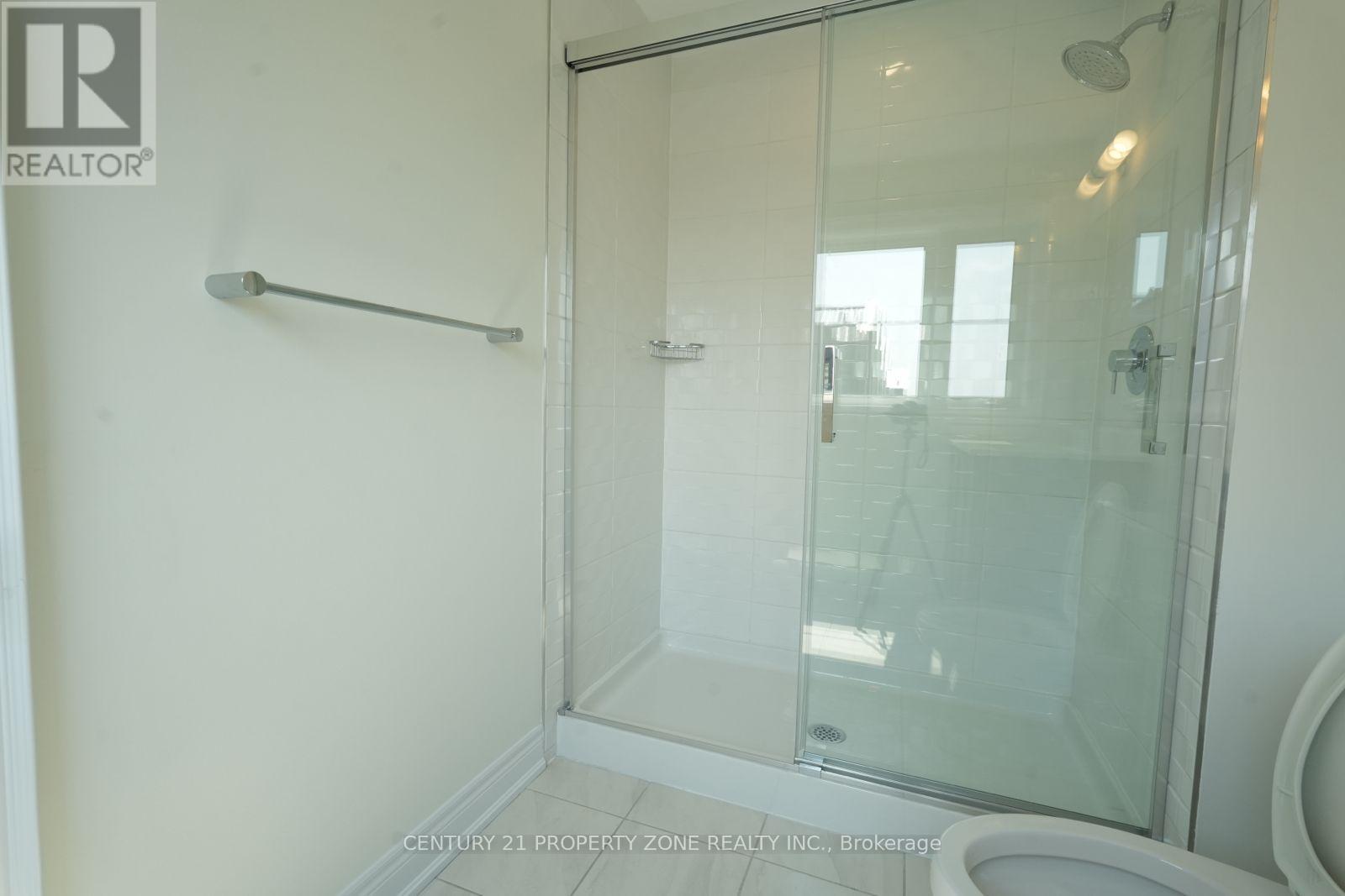 #52 2273 TURNBERRY ROAD - 17