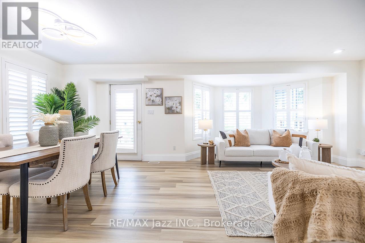 1236 BAYVIEW STREET - 13