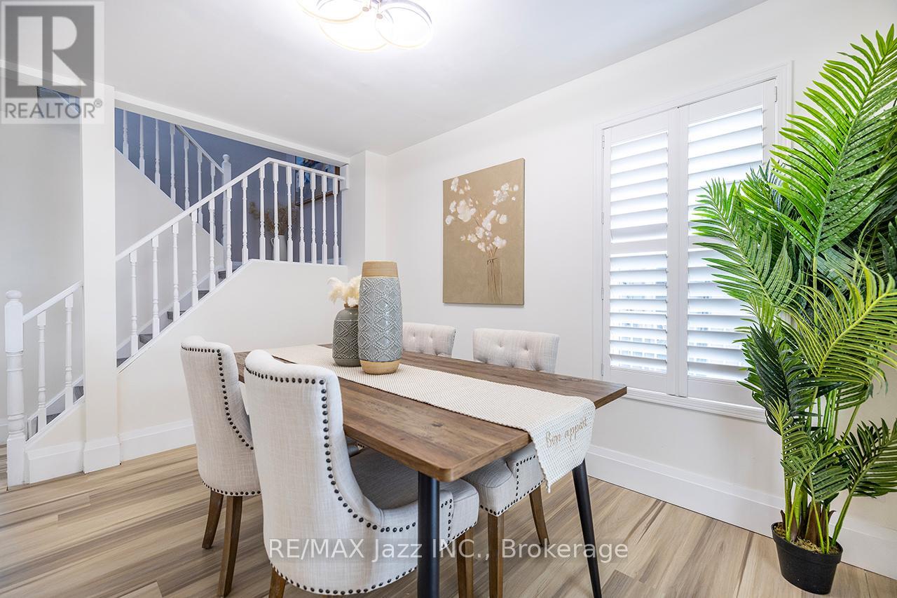 1236 BAYVIEW STREET - 17