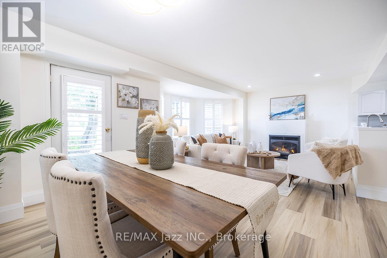 1236 BAYVIEW STREET - 15