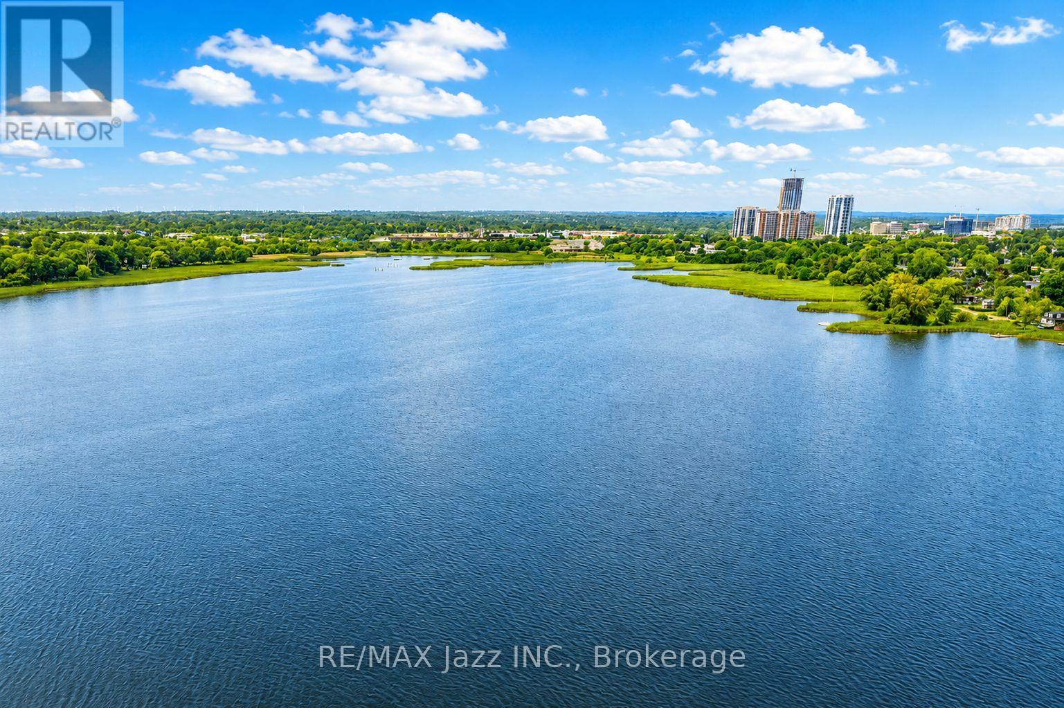 1236 BAYVIEW STREET - 48