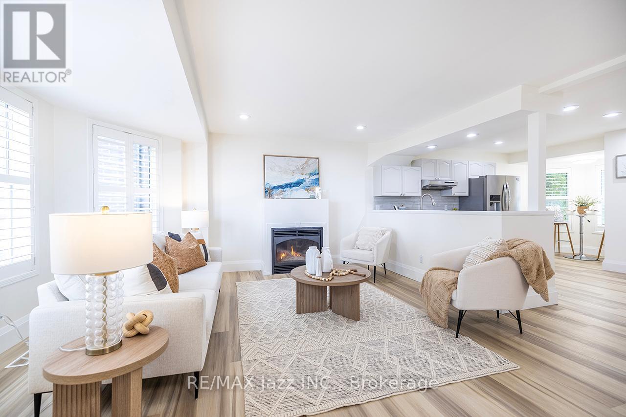 1236 BAYVIEW STREET - 19