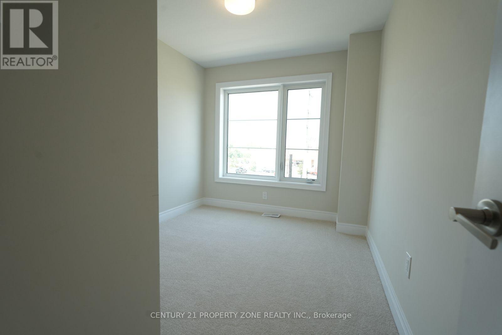 #52 2273 TURNBERRY ROAD - 36