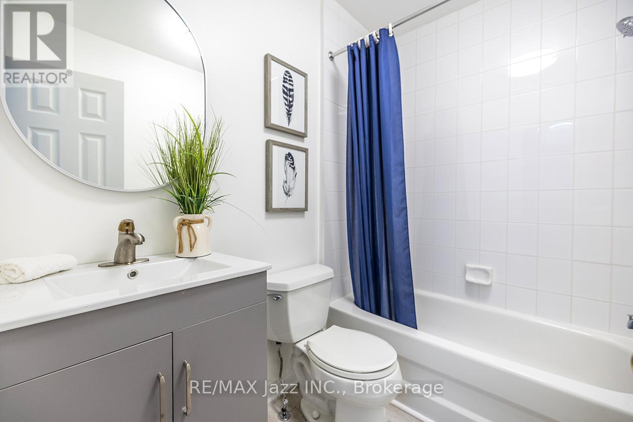 1236 BAYVIEW STREET - 29