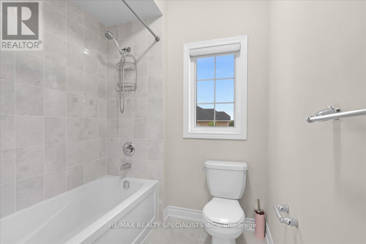 2 ASH HILL AVENUE - 31