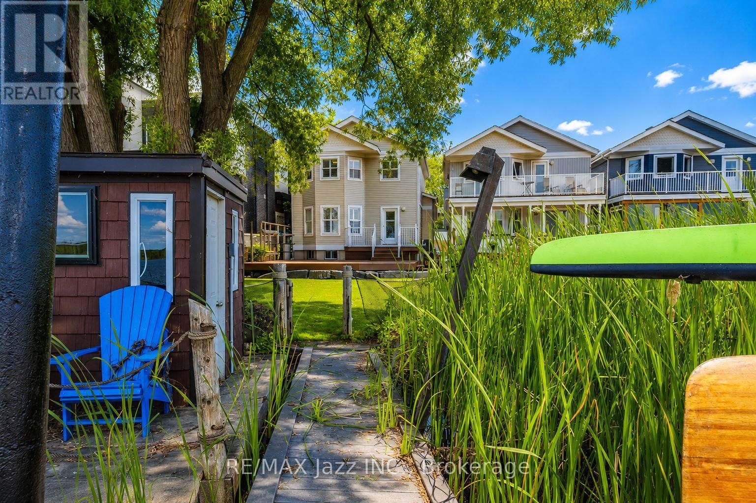 1236 BAYVIEW STREET - 43