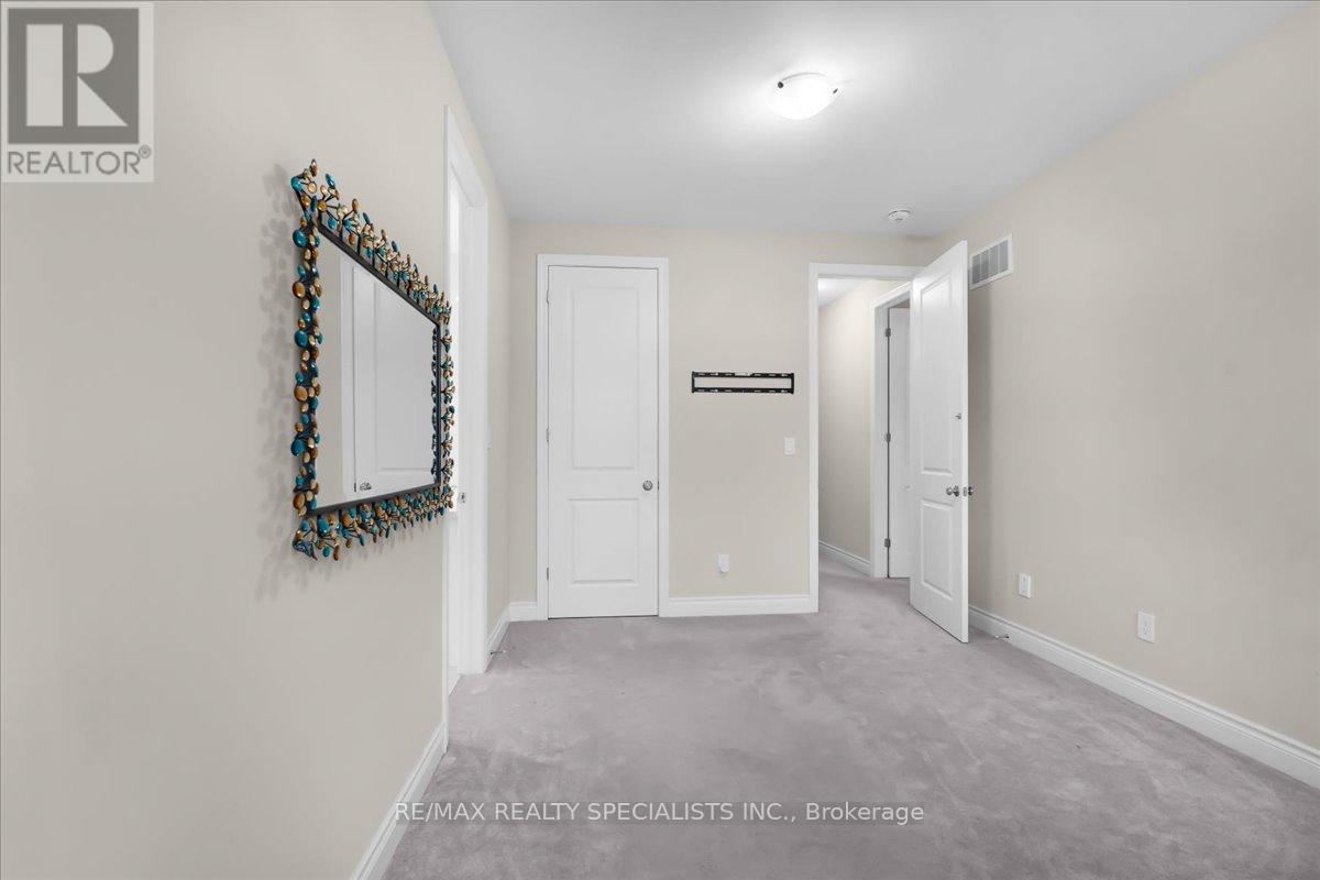 2 ASH HILL AVENUE - 33