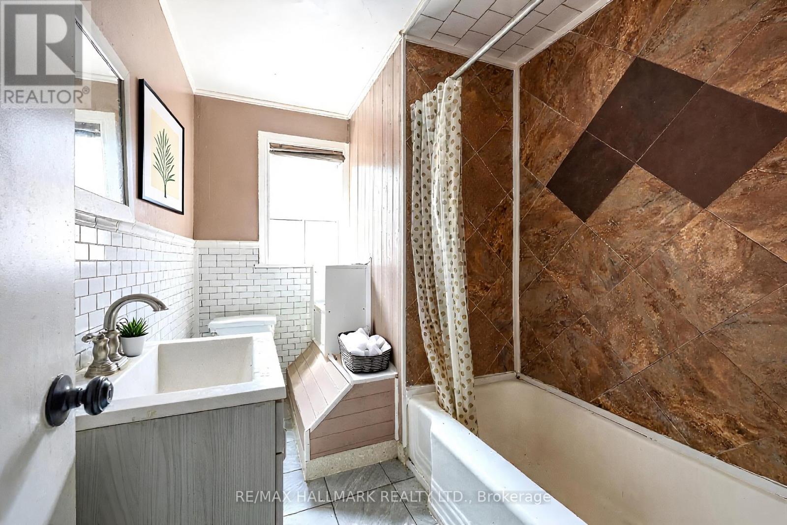 139 KITCHENER AVENUE - Image 10