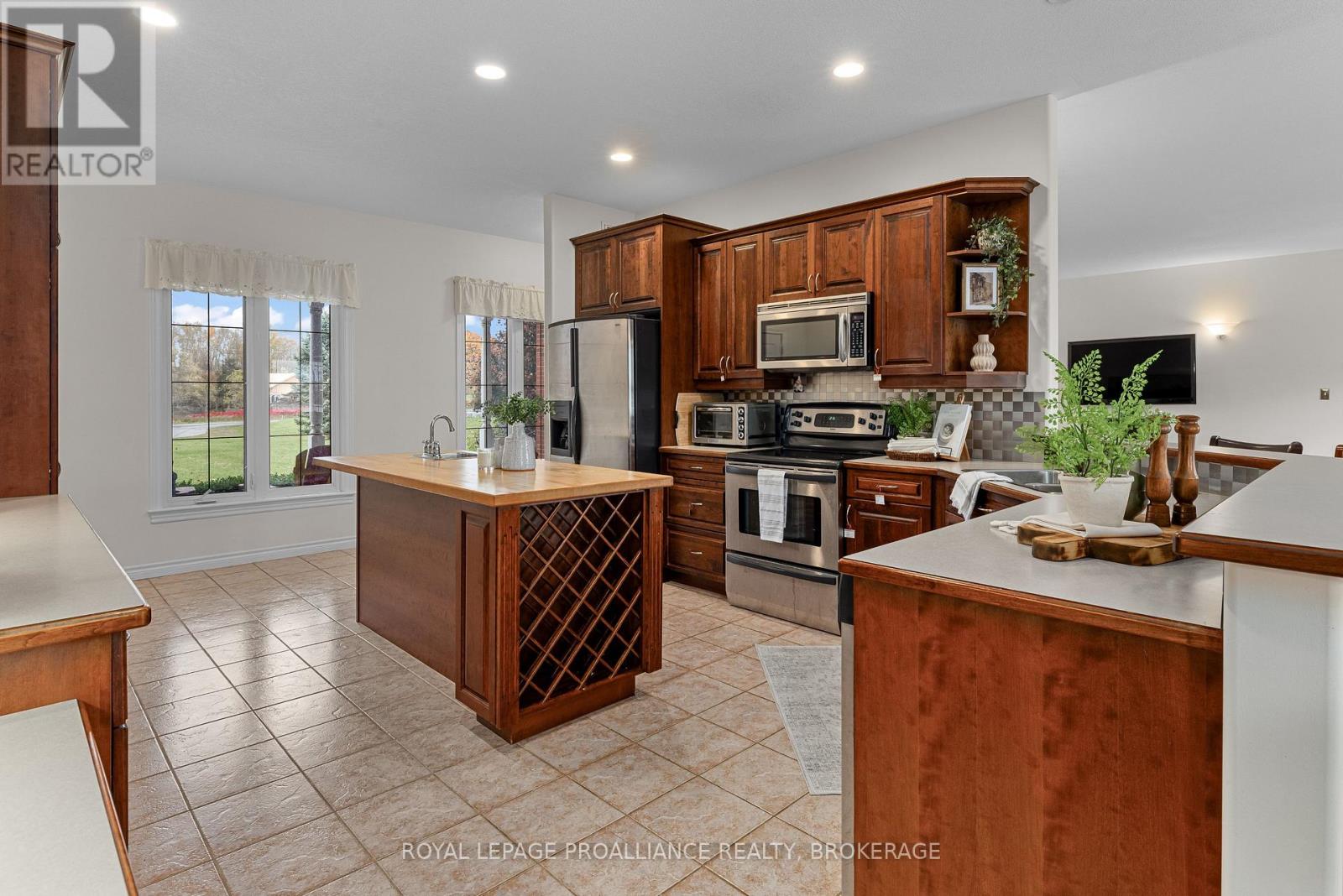116 SCHENK STREET - 16