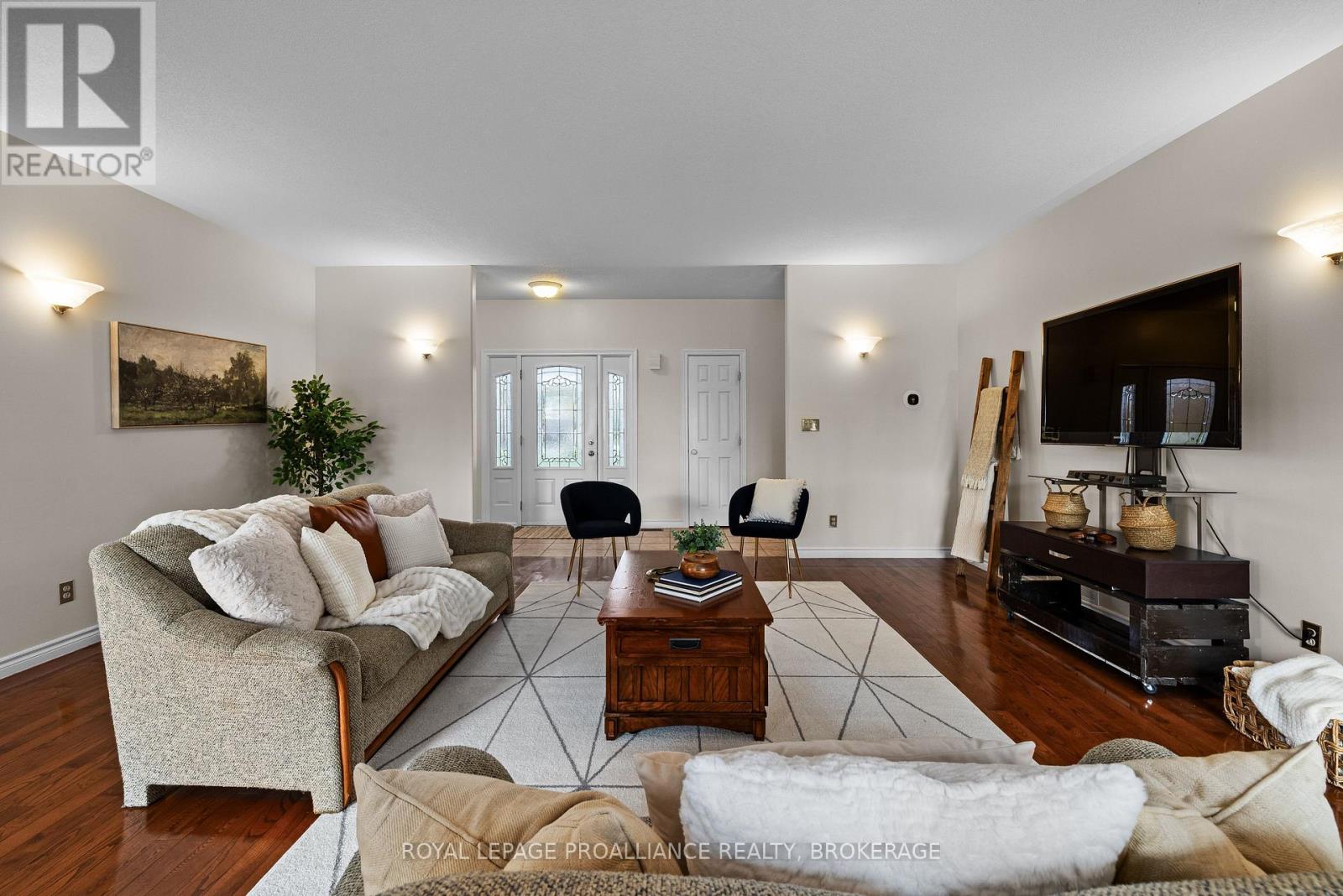 116 SCHENK STREET - 10