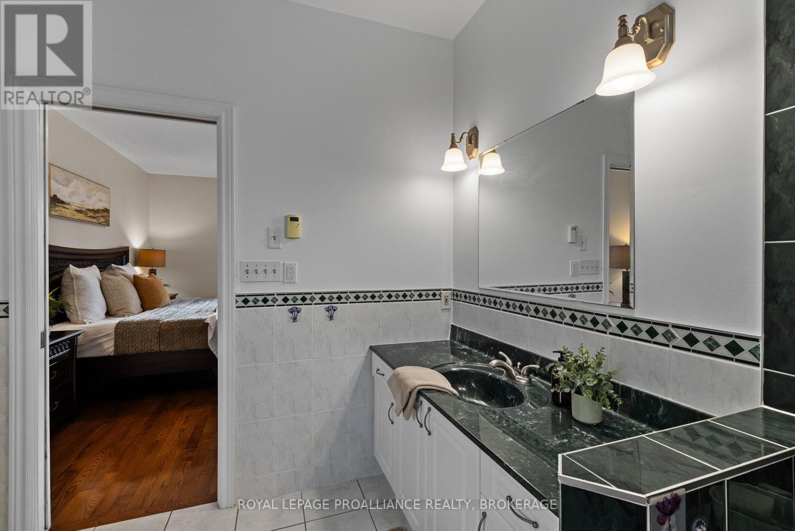 116 SCHENK STREET - 25